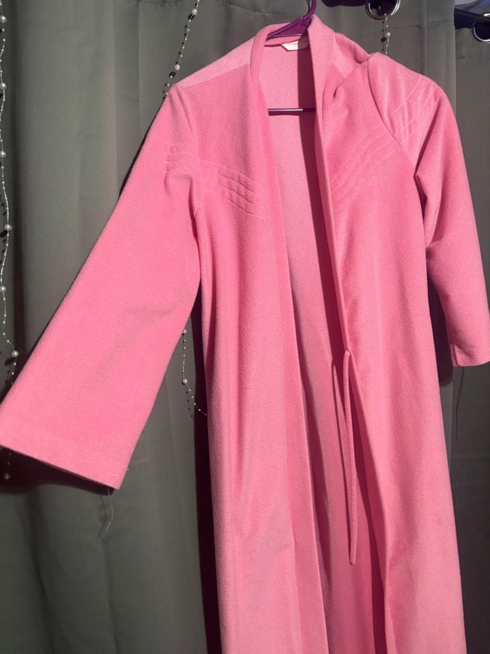 Carriage Court Robe - Picture 2 of 6